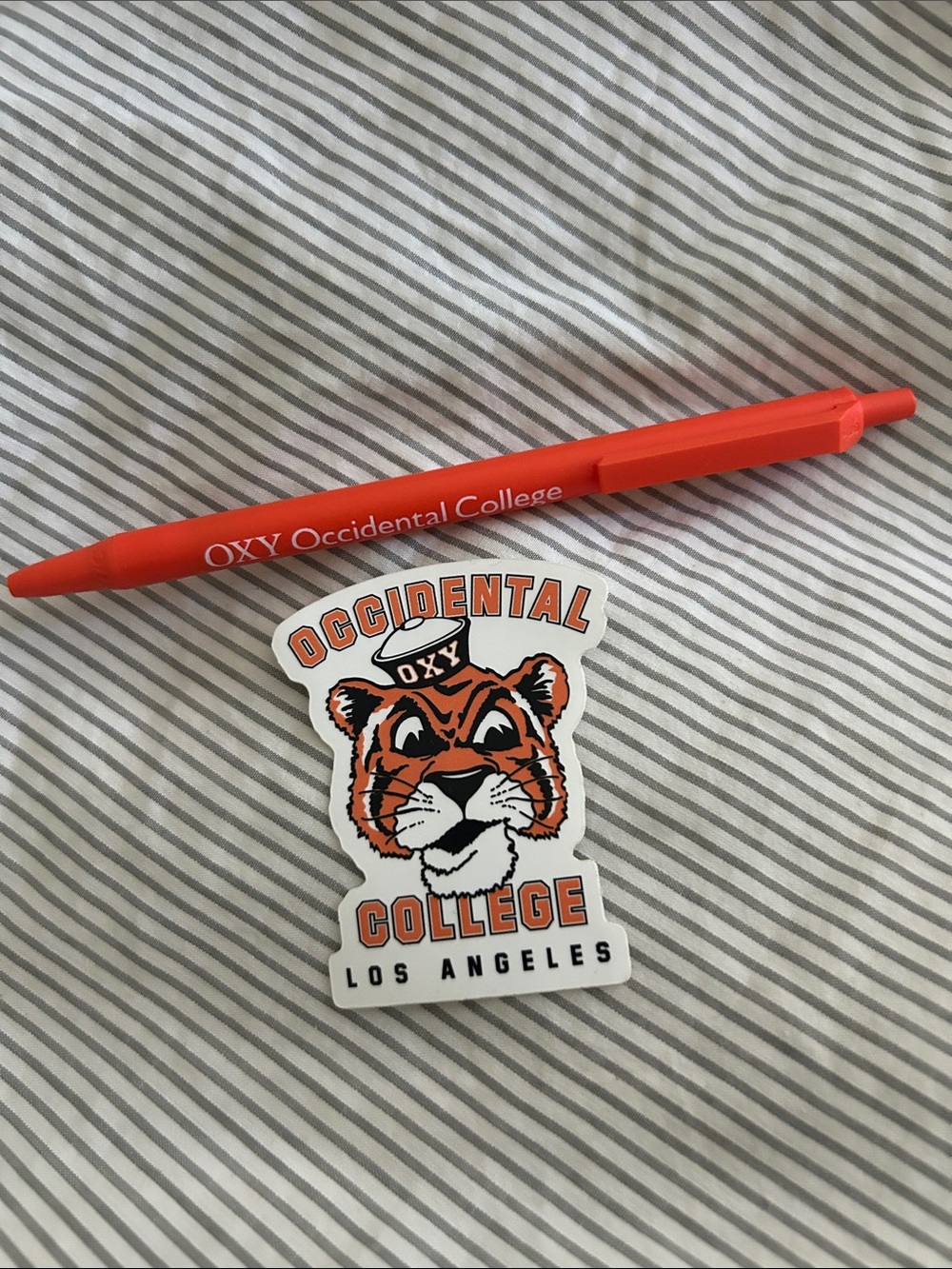 Oxy Occidental College🐯1-Tiger Sticker 1-Oxy Occidental Writing Pen / Never Used